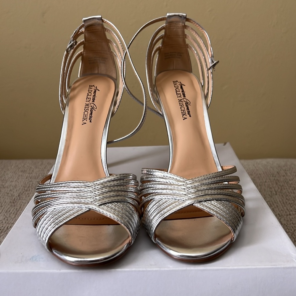Size 9 silver heels
